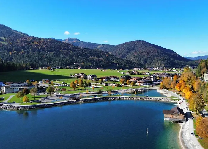 Maximilian Apartment