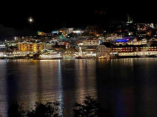 Maximilian * אכנקירש